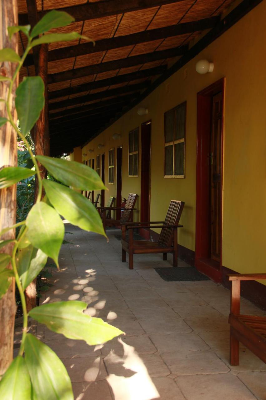 Jollyboys Backpackers Hostel Livingstone Exterior photo