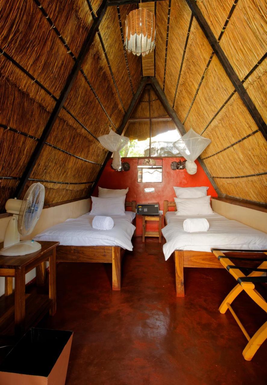 Jollyboys Backpackers Hostel Livingstone Exterior photo